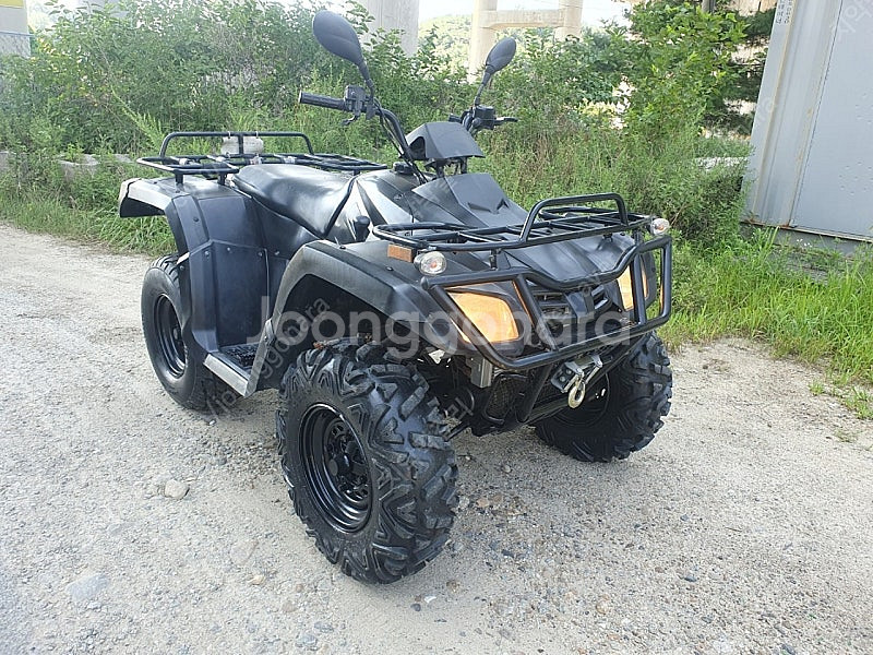 사륜구동 4wd 헌터300 17년 깨끗합니다.--5