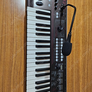 Korg R3 신디사이저 전자올겐 피아노