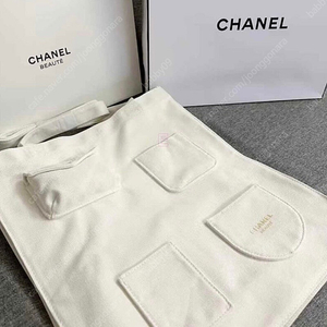 샤넬 코스메틱 화이트 에코 숄더백