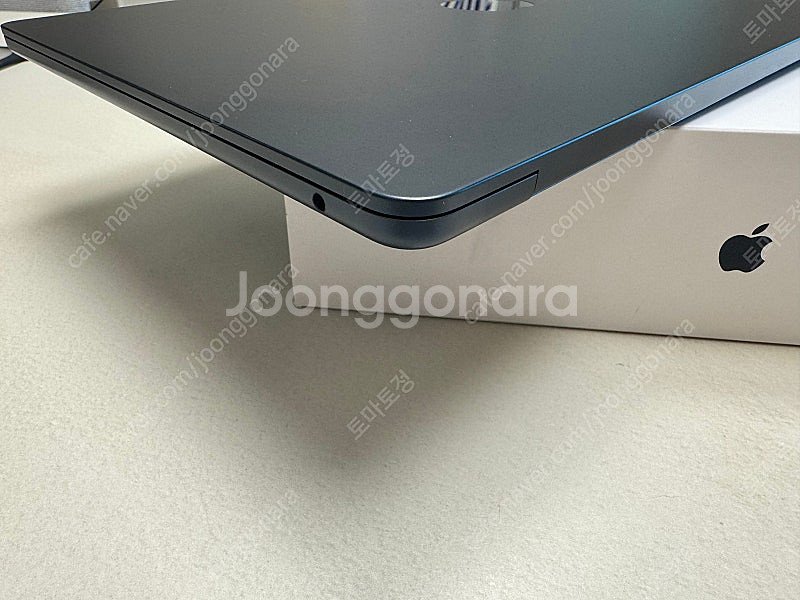 맥북에어 15인치 M3 24GB RAM / 1TB SS...--4
