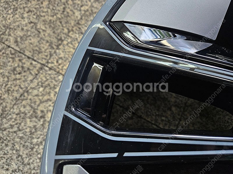 [판매] 아우디 이트론 GT RS 정품 21인치 후륜용...--4