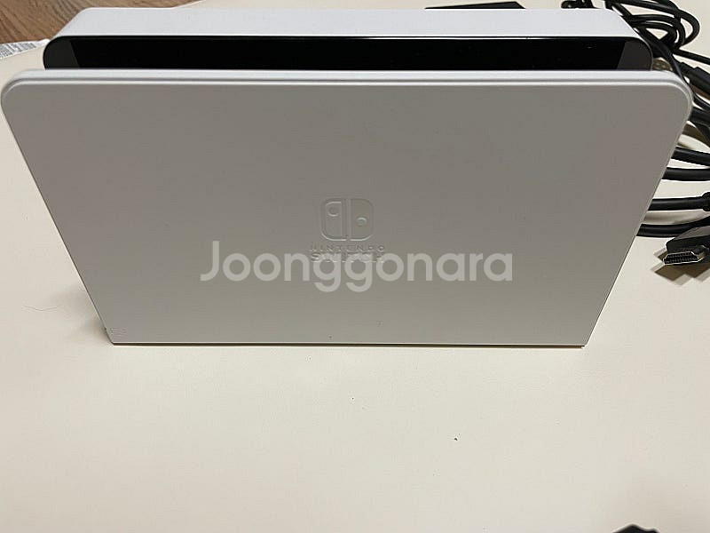 닌텐도스위치 oled 독,충전기,케이블 판매합니다--1