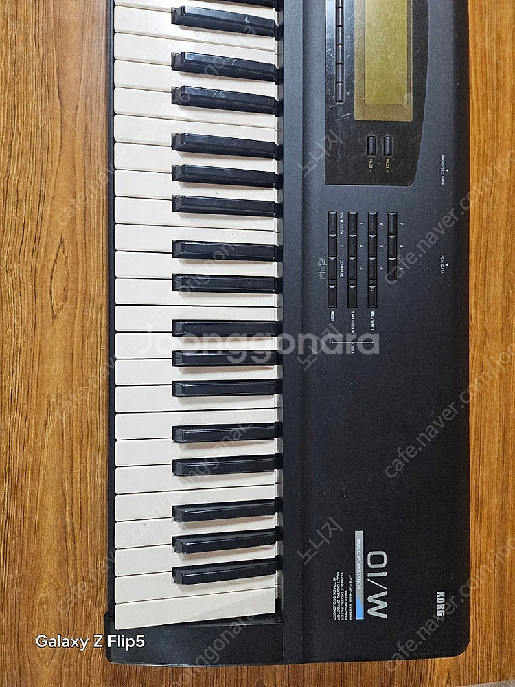 KORG 01/W 신디사이저 전자올겐--2