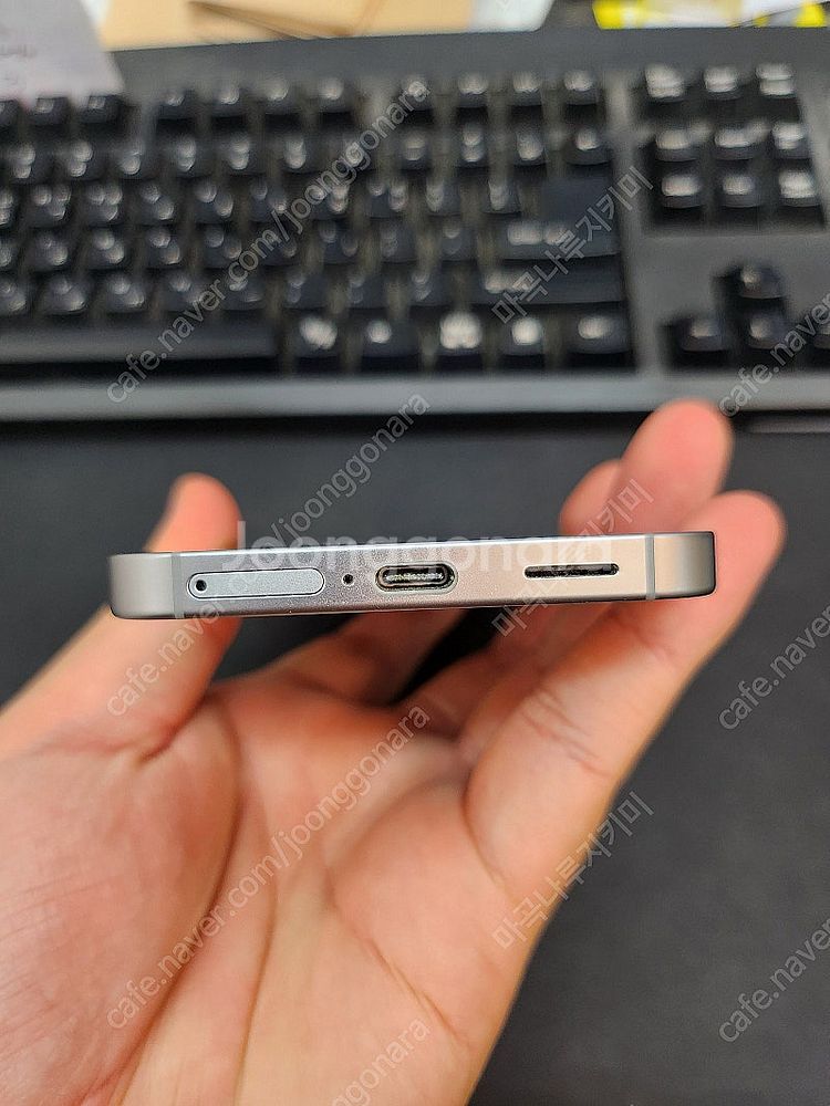 갤럭시S25 실버 512GB 무잔상 상태좋은 중고70만...--3