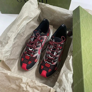 구찌 남성 런 스니커즈 운동화 gucci