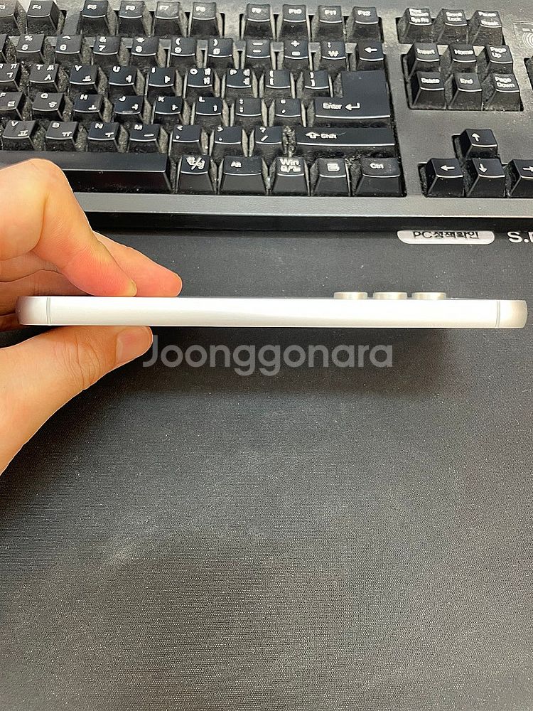갤럭시S23FE 크림 256GB 무잔상 상태좋은 중고3...--6