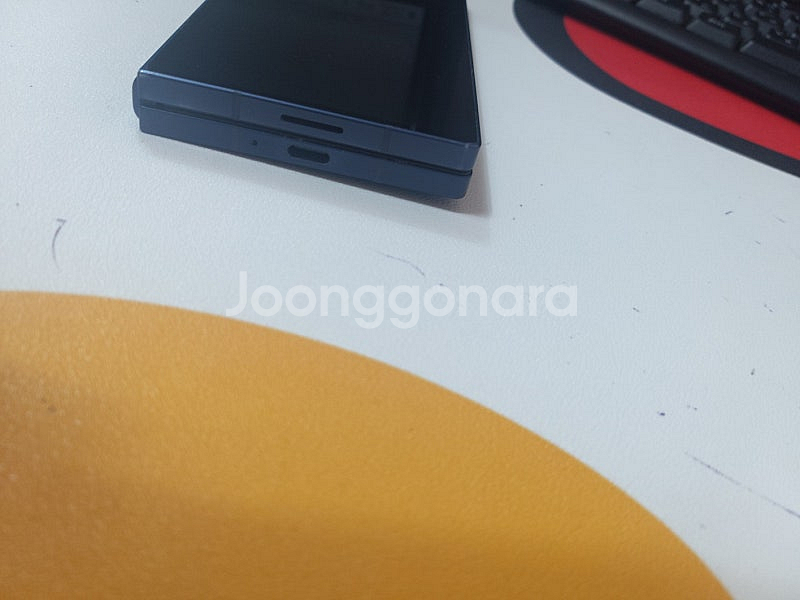폴드6 256기가 보증기간 2026년7월까지 남아있어요--3