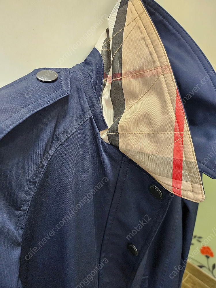 버버리 신헝 하프코트--1