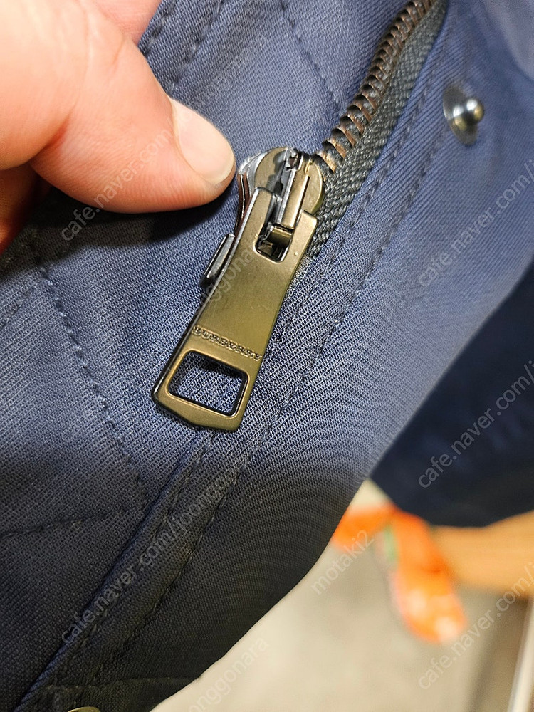 버버리 신헝 하프코트--4