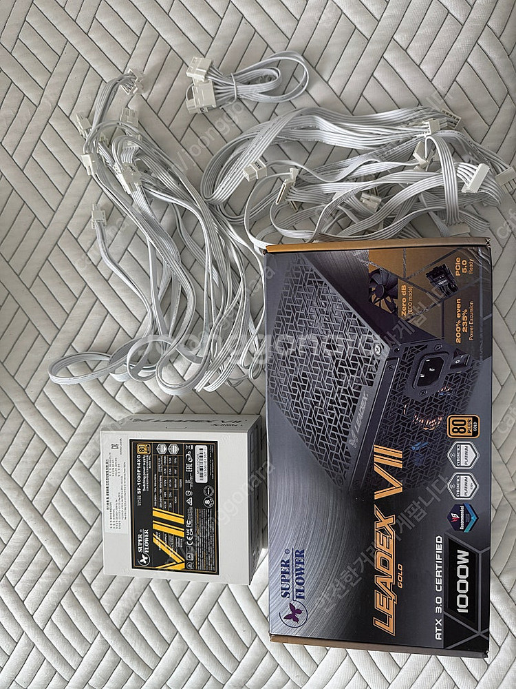 슈퍼플라워 리덱스 VII 1000W 파워 (올화이트)--0