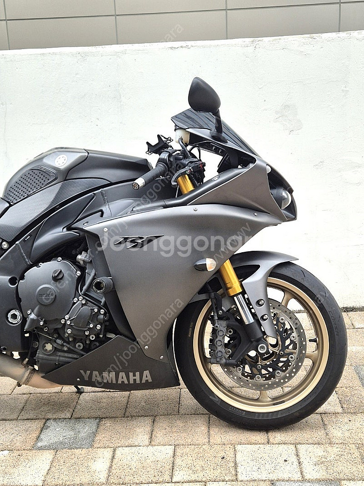 2014 YZF-R1 빅뱅 알원 순정카울 판매합니다.--2