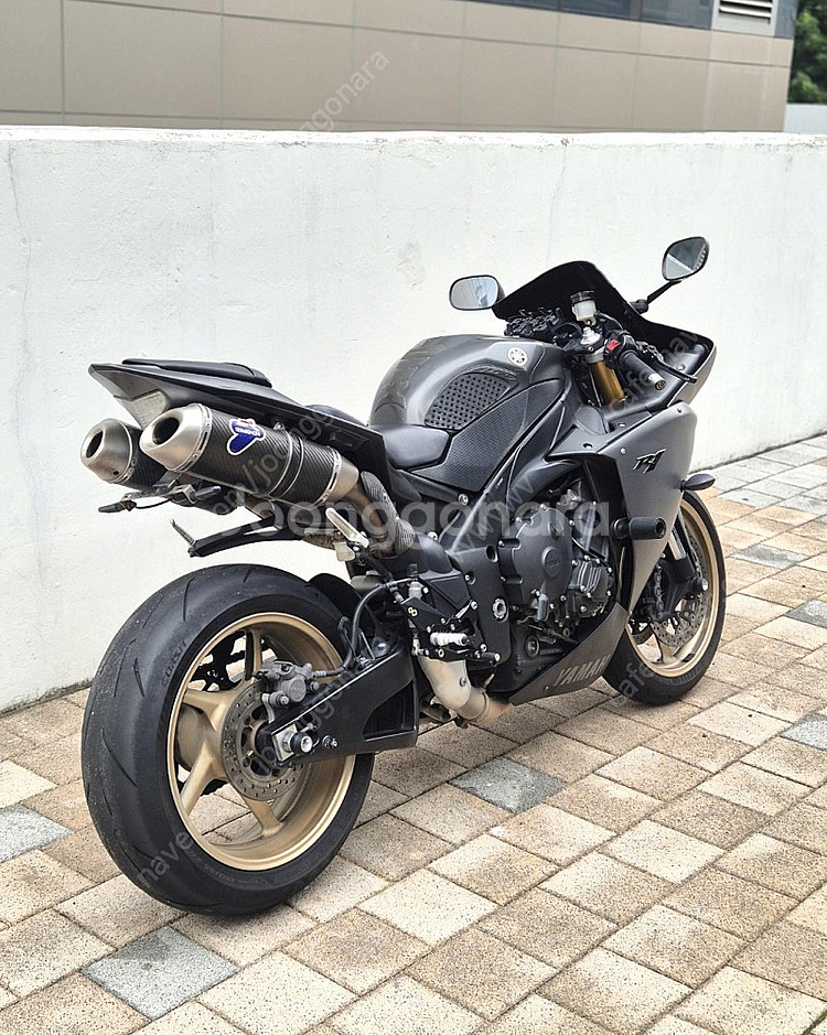 2014 YZF-R1 빅뱅 알원 순정카울 판매합니다.--3