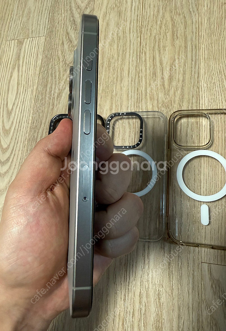 아이폰15프로 256GB 네추럴티타늄--3