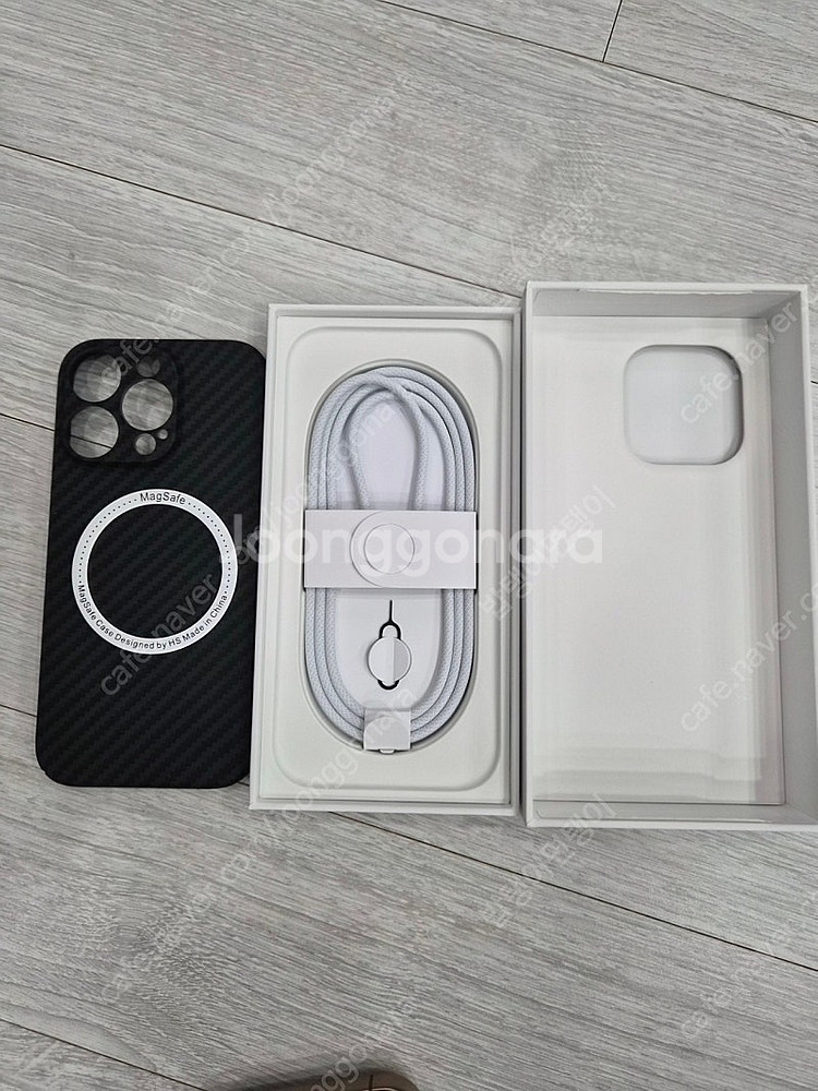 아이폰16프로 데저트 티타늄 256GB 판매--6