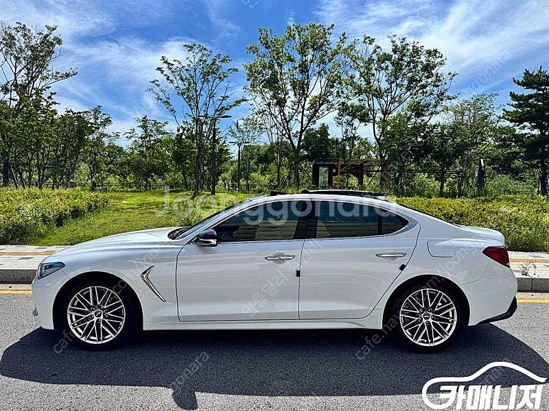 중고차 G70 2.2D 엘리트 2019 년식 흰색 중고...--3