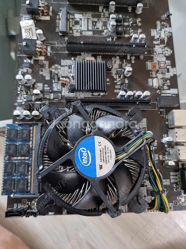 ETH B75 마이닝 마더보드 + ddr3 4g +cp...--0