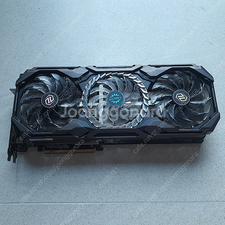 ASROCK 라데온 RX6800XT 그래픽 카드 팝니다...--2