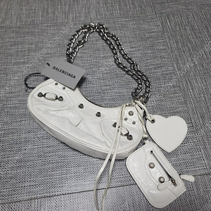 발렌시아가 르카골xs 체인백 숄더백 크로스백 르카골 화이트