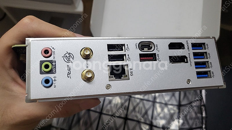 MSI B760I itx 메인보드--1