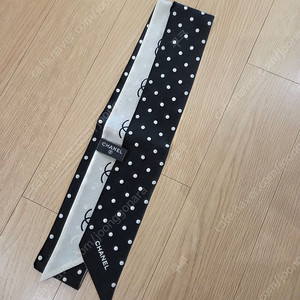 샤넬 트윌리 스카프 새상품