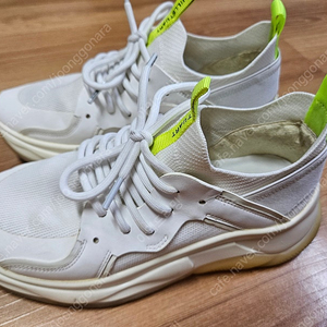 질스튜어트 운동화