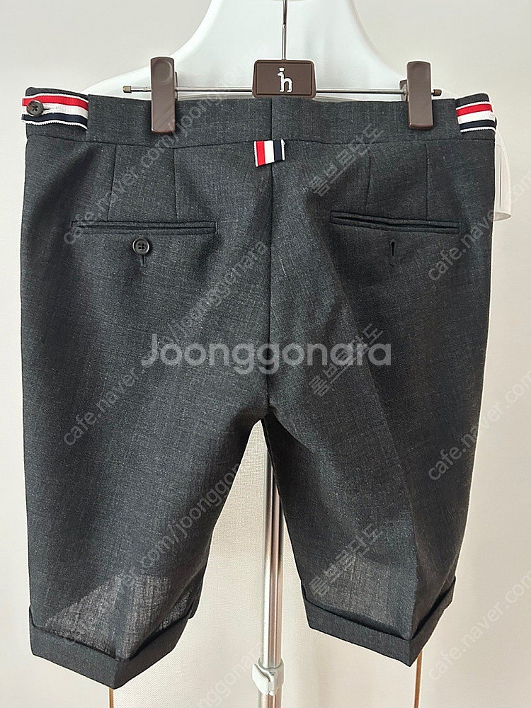 톰브라운 정품 남성 반바지 저렴히 판매해요--1