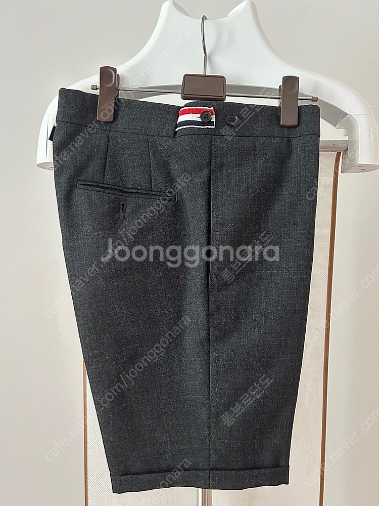 톰브라운 정품 남성 반바지 저렴히 판매해요--2