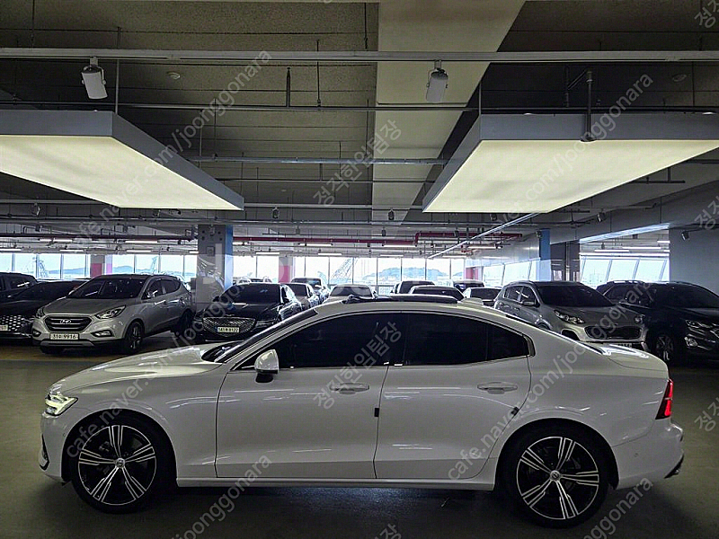 볼보 S60(3세대) T5 인스크립션 중고차 선착순 판...--3