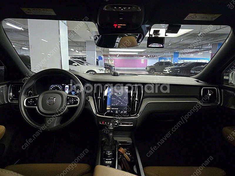 볼보 S60(3세대) T5 인스크립션 중고차 선착순 판...--6