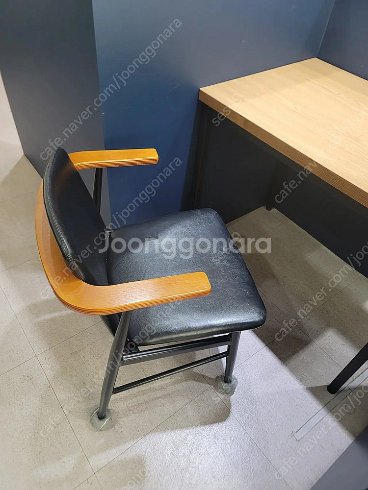 스터디카페 책상 의자--8