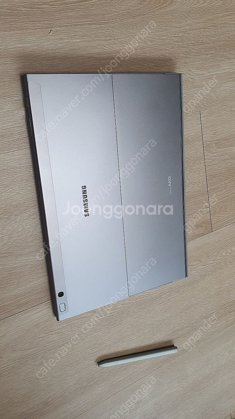 삼성 갤럭시북2 SM-W737 12인치 태블릿노트북--1