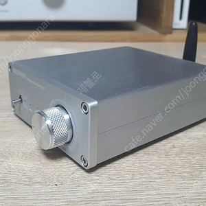 Brzhifi bl50c 클래스D 블루투스 앰프(Ldac, Aptx 지원, 헤드폰 지원) + 아답터 포함 4만원에 판매합니다.
