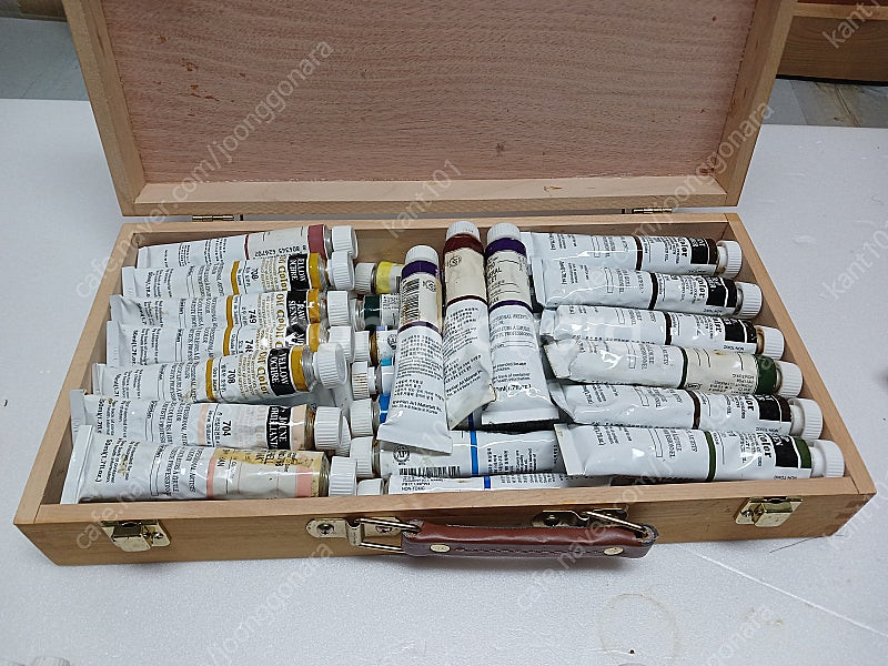 유화물감50ml 40여개, 20ml 20여개, 화구박스...--4