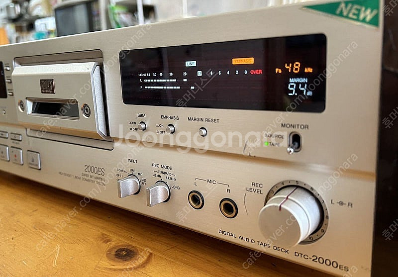 찾읍니다. 소니DSR(HVR-1500A) 파나소닉(AJ...--0