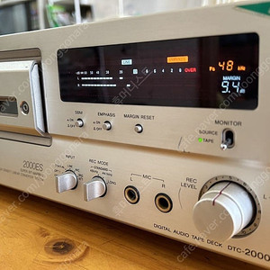 찾읍니다. 소니DSR(HVR-1500A) 파나소닉(AJ-HD) 계열 찿읍니다