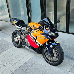 혼다 CBR600RR 판매합니다.