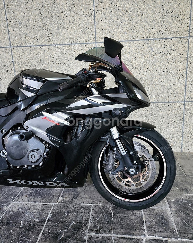 2007년식 혼다CBR1000RR 판매합니다.--1