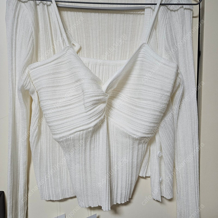 [새상품] 크로스 니트 꼬임 나시가디건 세트(정가4.2)--9