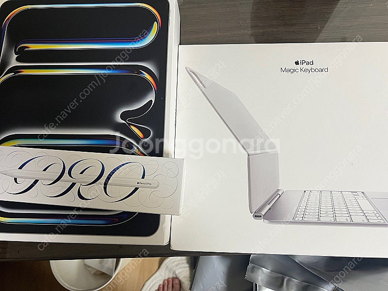 미개봉 아이패드 프로13 m4 2tb 셀룰러 나노텍스쳐...--0