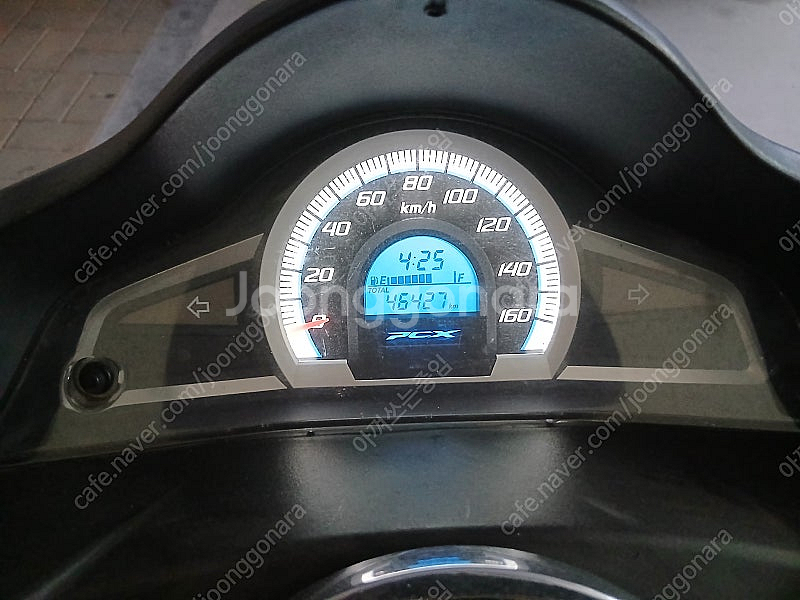 PCX125 16년식 A급 판매합니다.--1