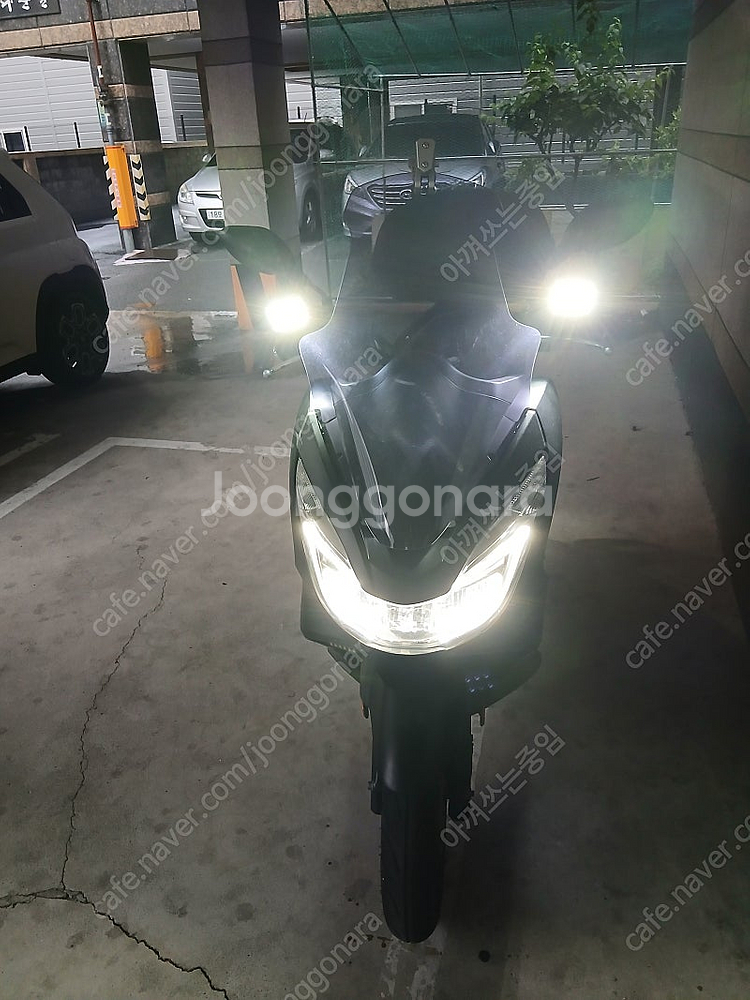 PCX125 16년식 A급 판매합니다.--2