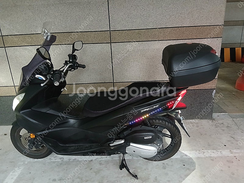 PCX125 16년식 A급 판매합니다.--0