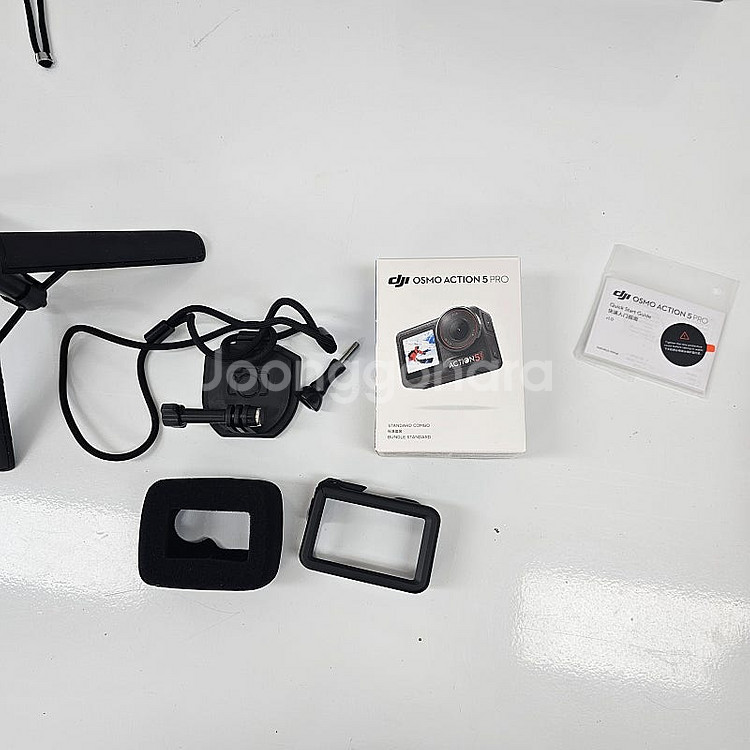 dji 오즈모 액션 5 프로 스탠다드 콤보 (상태 s급...--3