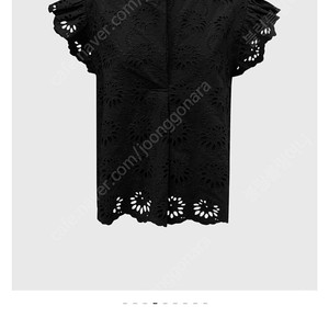 라온raon(현 뮤제라)펀칭 레이스블라우스 판매해요