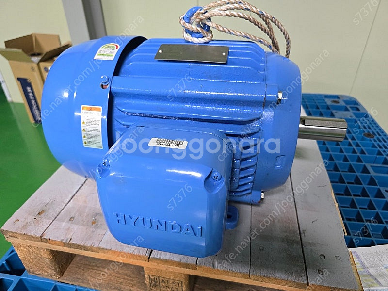 현대모터 5.5kw 7.5마력 4p 미사용--2