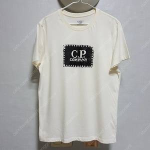 정품 cp컴퍼니 반팔티셔츠 몽클레어 스톤아일랜드 오프화이트 발렌시아가 지방시 톰브라운 아미 구찌 시피컴퍼니 씨피컴퍼니 마르지엘라 메종키츠네