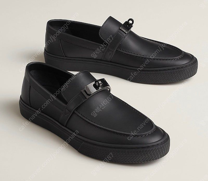 에르메스 게임 슬립온 40(250)사이즈 올블랙팝니다.--0