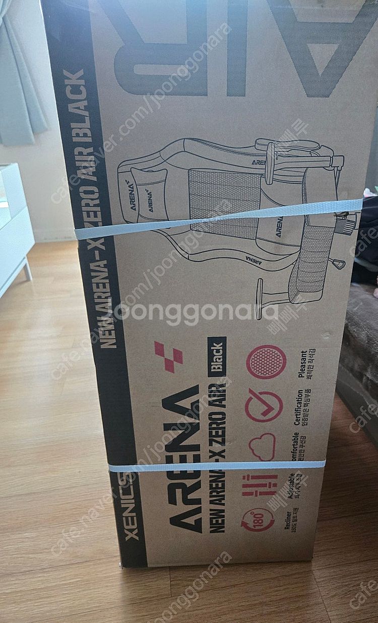 제닉스 뉴 아레나 제로 에어 블랙 새의자 팝니다--0