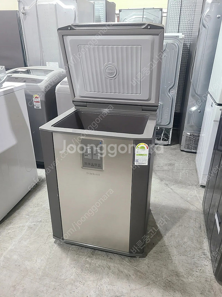 <무료, 배송설치> 중고김치냉장고 삼성 130리터급 뚜...--2