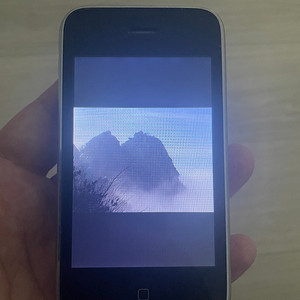 아이폰 3GS 16GB 정상 작동 (연결케이블 포함)